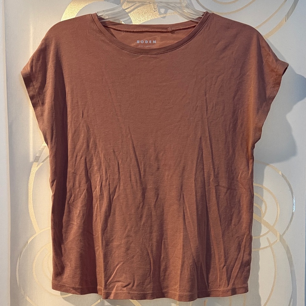 Boden Women's Pink Short Sleeve Tee
